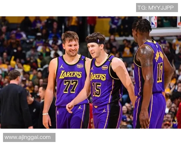 湖人对决马刺精彩回顾12月13日比赛高清全景解析 湖人对决马刺精彩回顾12月13日比赛高清全景解析